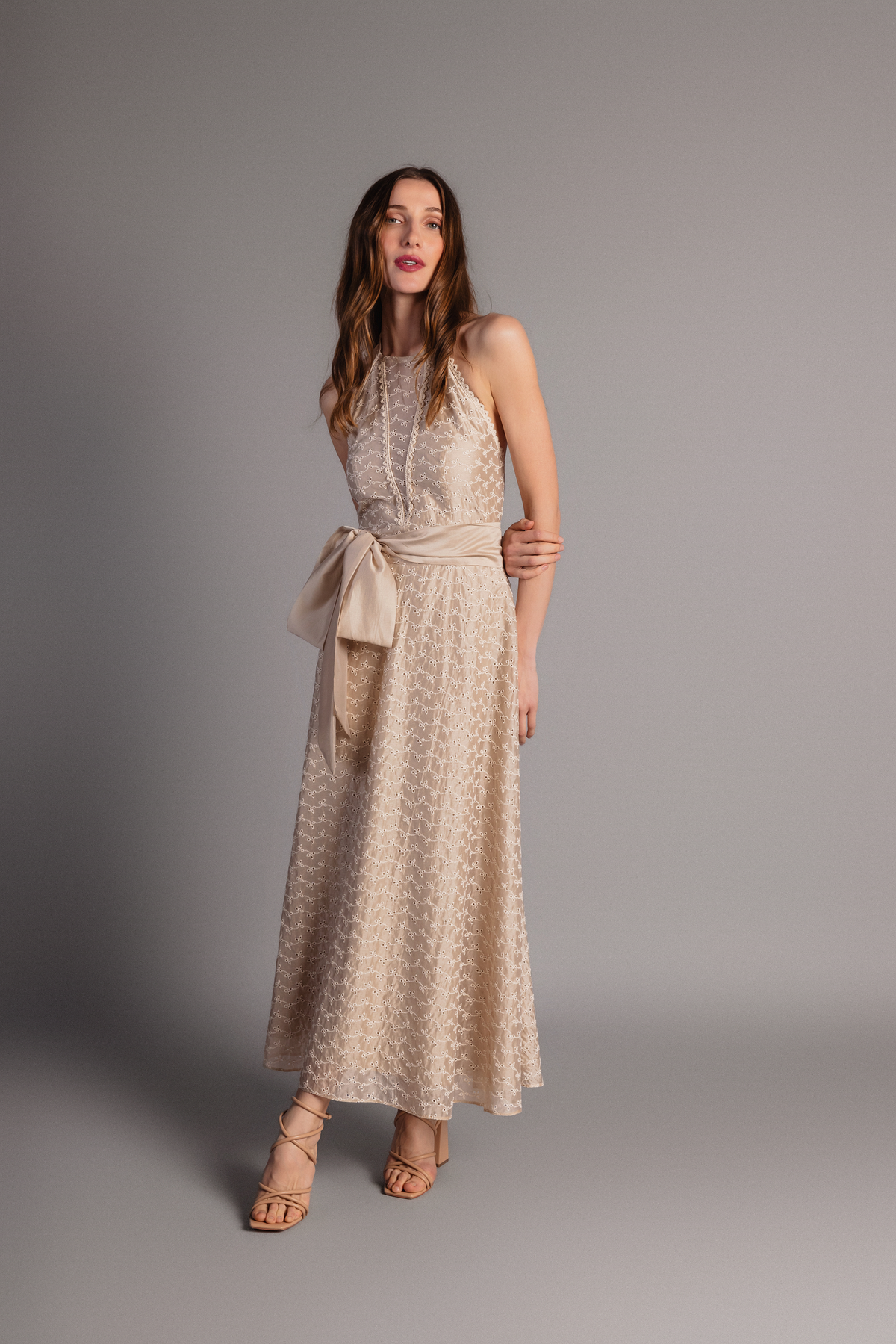 VESTIDO CLIO | BORDADO ROMÁNTICO